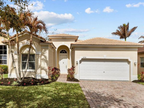 5738 Sunberry Circle, Fort Pierce, FL 34951