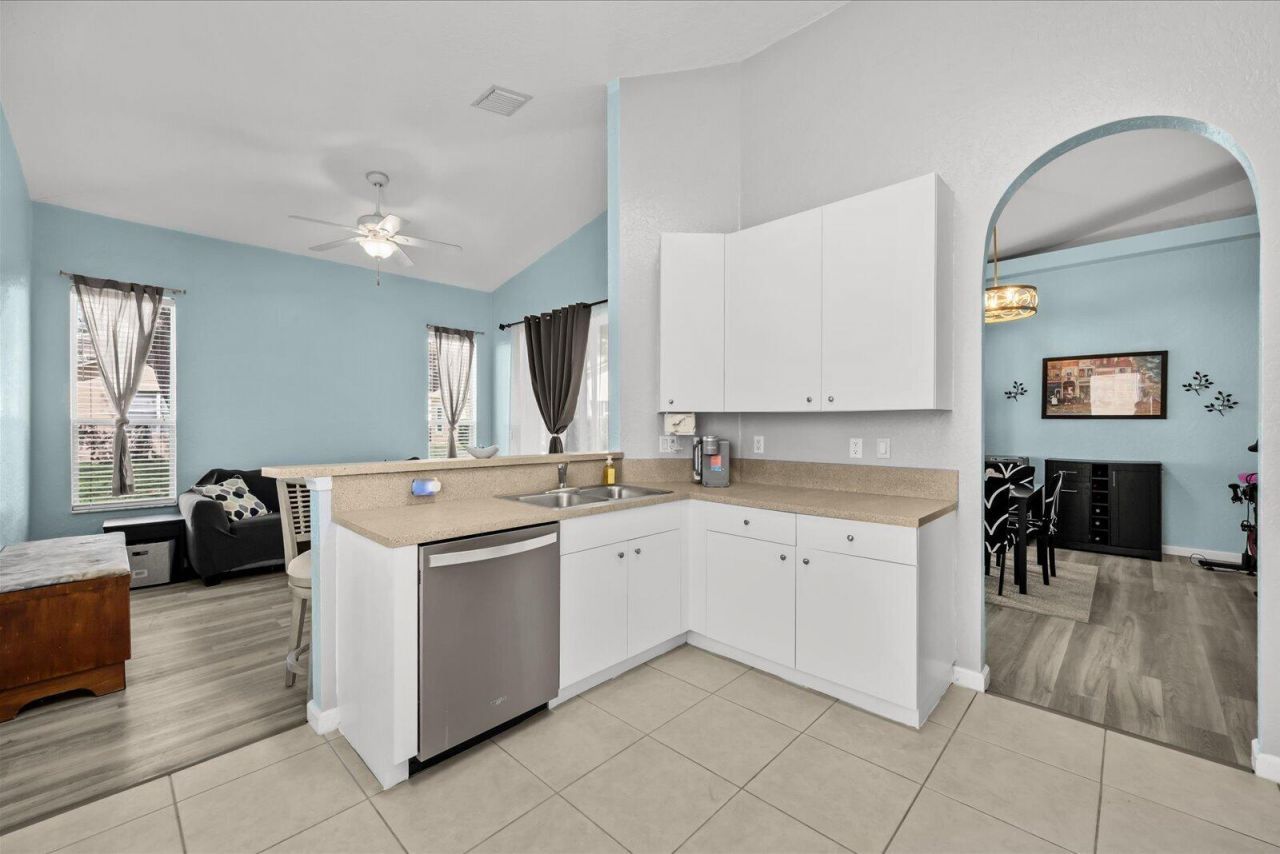 5738 Sunberry Circle, Fort Pierce, FL 34951 Photo