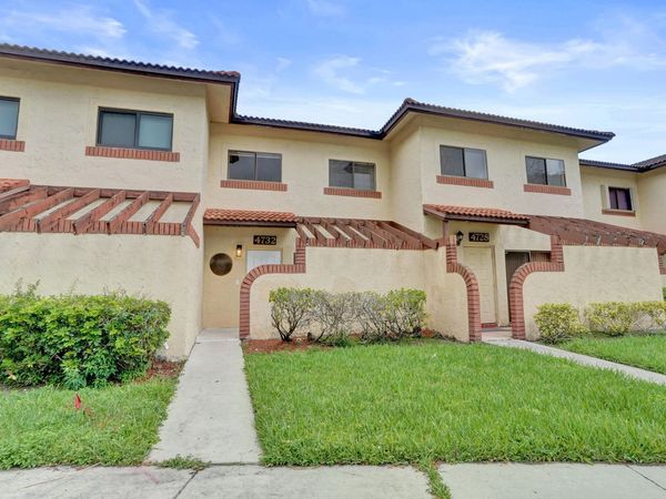 4732 NW 90th Avenue, Unit 4732, Sunrise, FL 33351