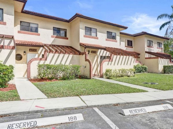 4732 NW 90th Avenue, Unit 4732, Sunrise, FL 33351