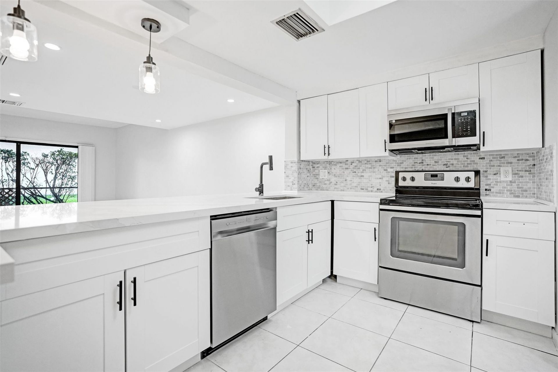 4732 NW 90th Avenue, Unit 4732, Sunrise, FL 33351 Photo