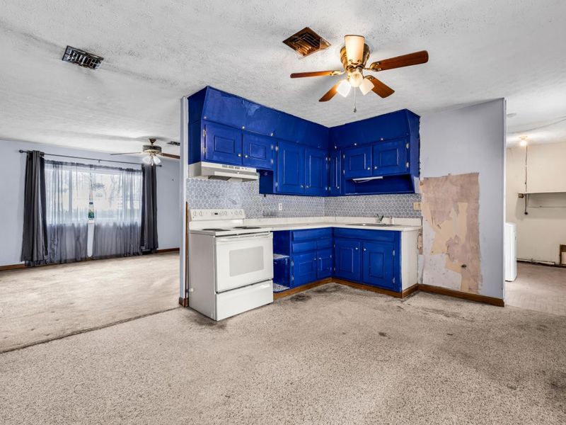 3959 Carlton Avenue , Columbus, OH 43227 Photo 12