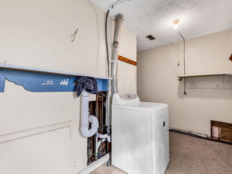 3959 Carlton Avenue , Columbus, OH 43227 Photo 14