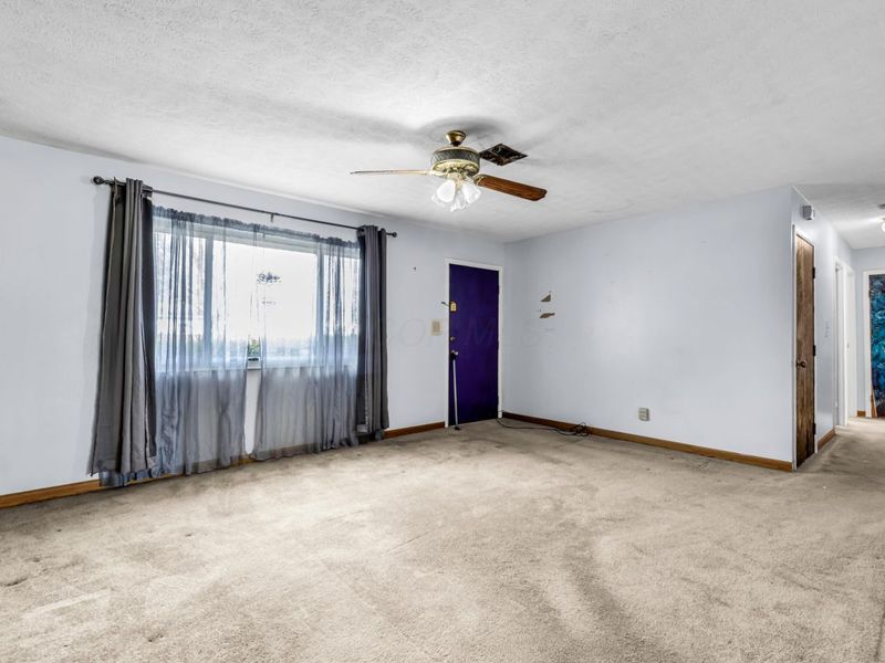 3959 Carlton Avenue , Columbus, OH 43227 Photo 6