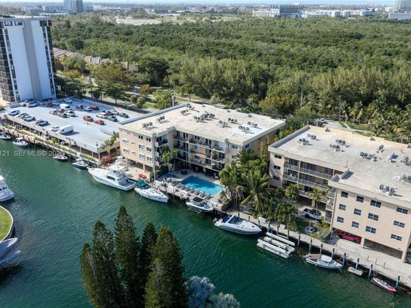 2600 NE 135th St, Unit 3C-A, North Miami, FL 33181