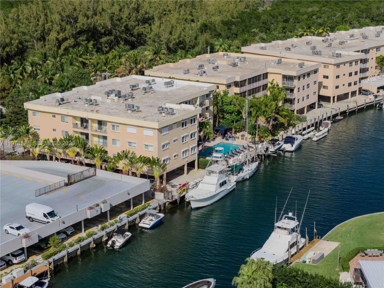 2600 NE 135th St, Unit 3C-A, North Miami, FL 33181 Photo