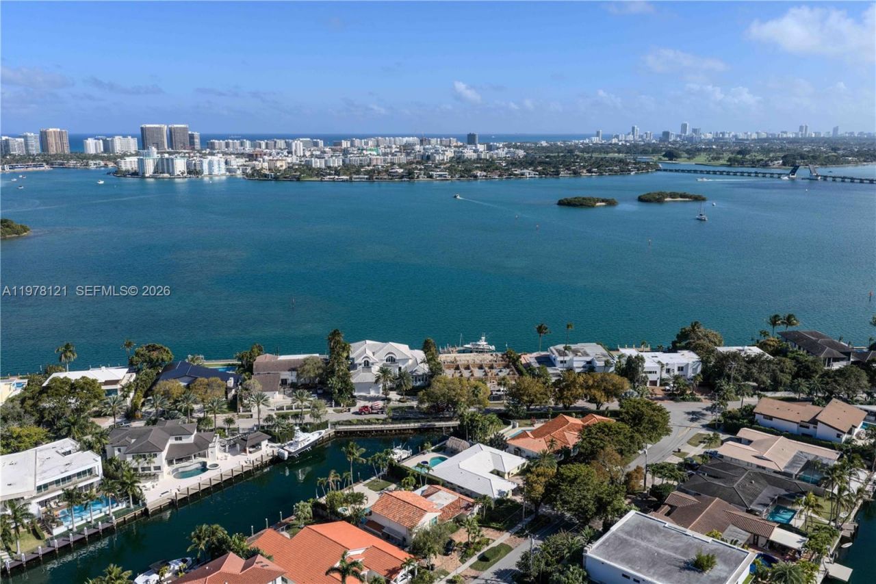 2600 NE 135th St, Unit 3C-A, North Miami, FL 33181 Photo