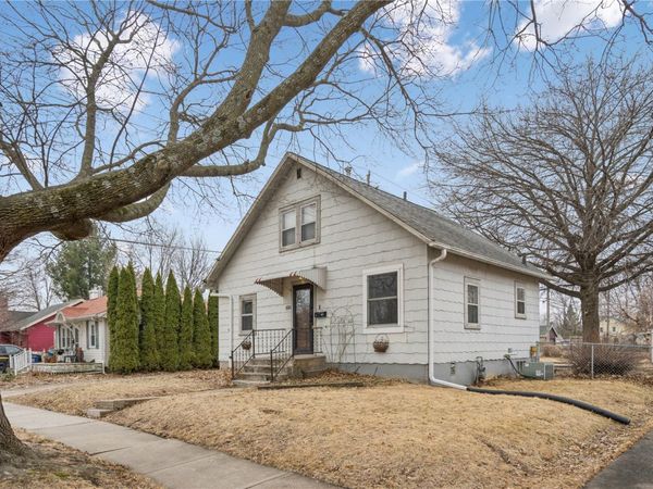 1011 2nd Avenue, Iowa City, IA 52240
