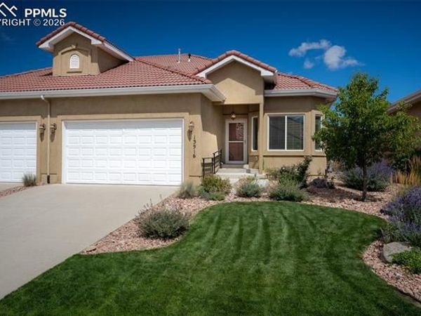 13916 Paradise Villas Grove, Colorado Springs, CO 80921