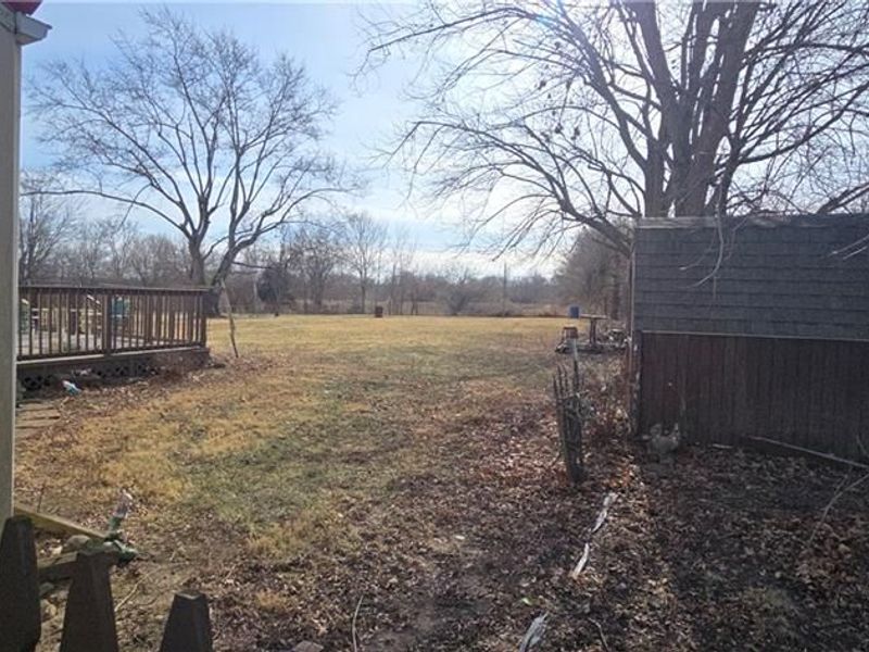 411 E South Street, Gratis, OH 45330 Photo 3