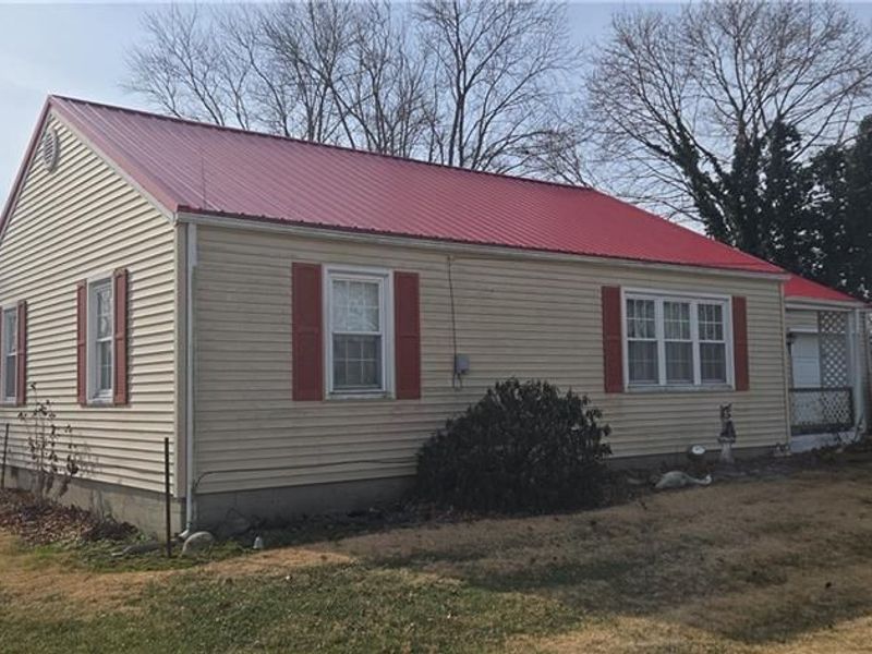 411 E South Street, Gratis, OH 45330 Photo 5