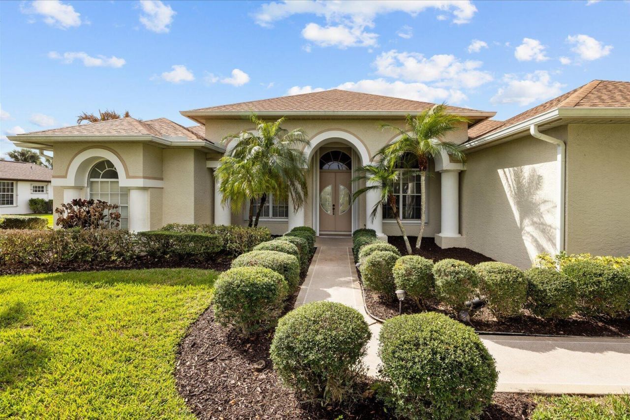 2634 SW River Shore Drive, Port Saint Lucie, FL 34984 Photo