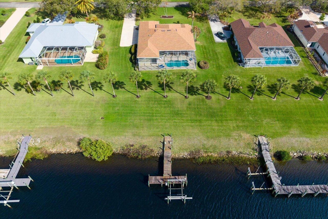 2634 SW River Shore Drive, Port Saint Lucie, FL 34984 Photo