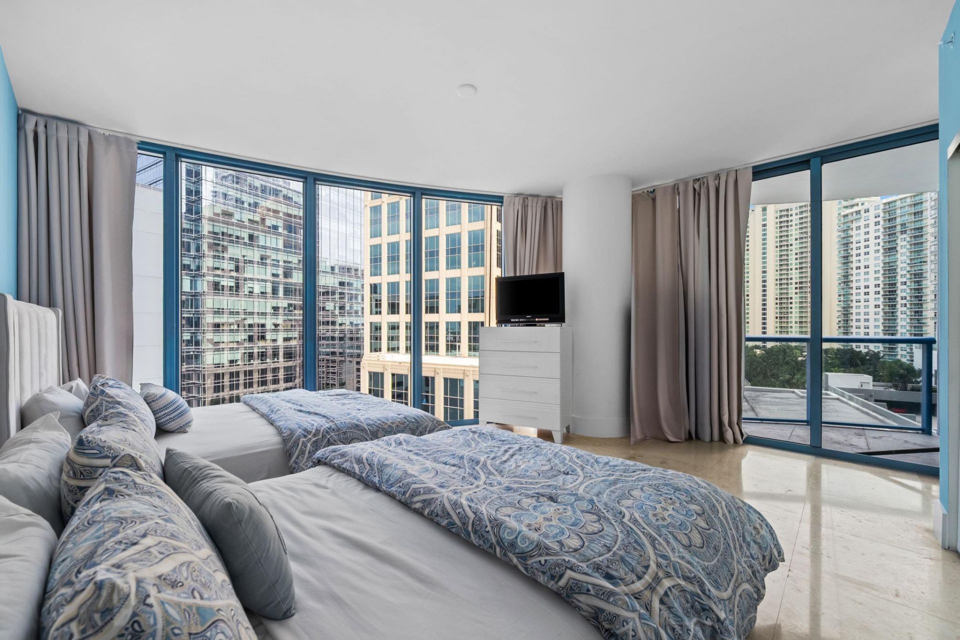 333 Las Olas Way, Unit 1508, Fort Lauderdale, FL 33301 Photo