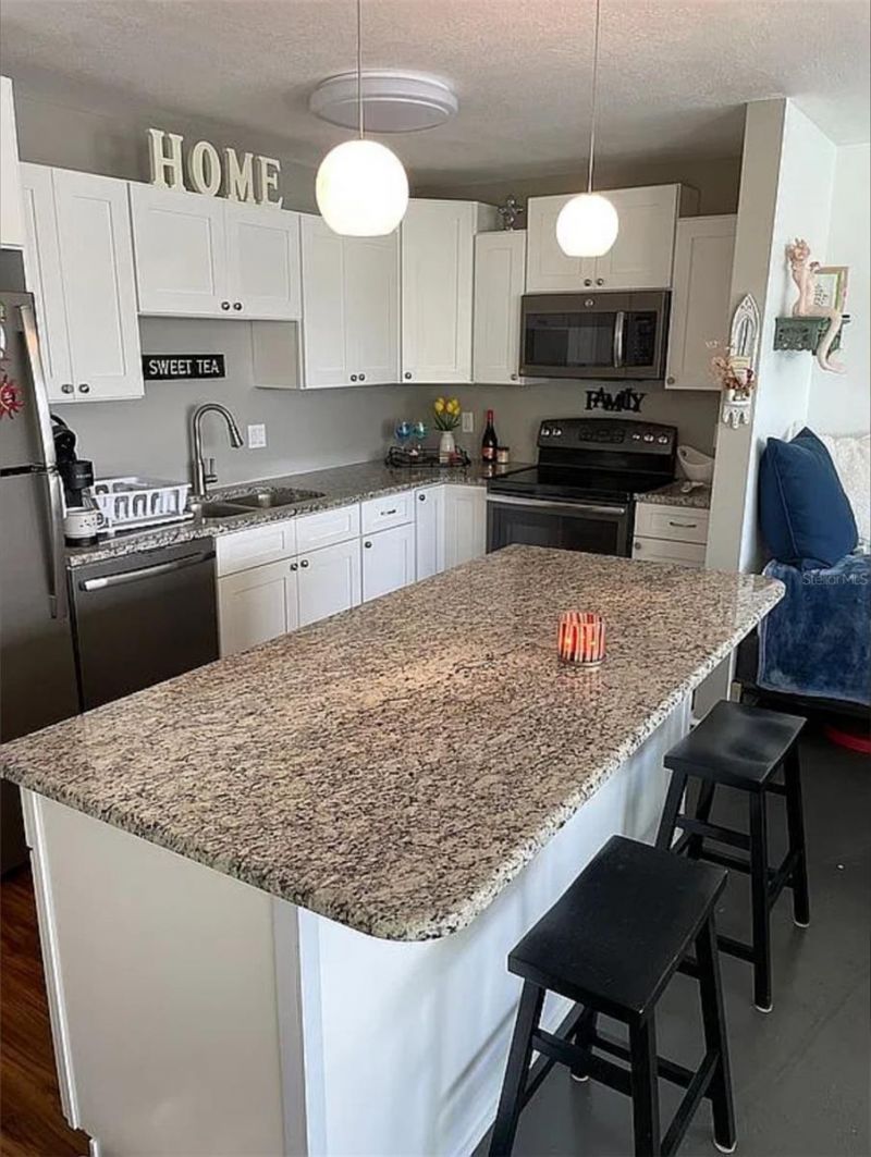 3850 13th Avenue N, Unit 212, Saint Petersburg, FL 33713 Photo