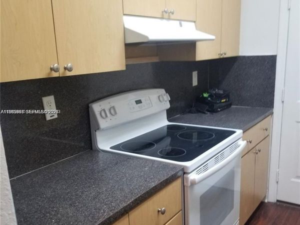 941 NE 169th St , Unit 216, North Miami Beach, FL 33162