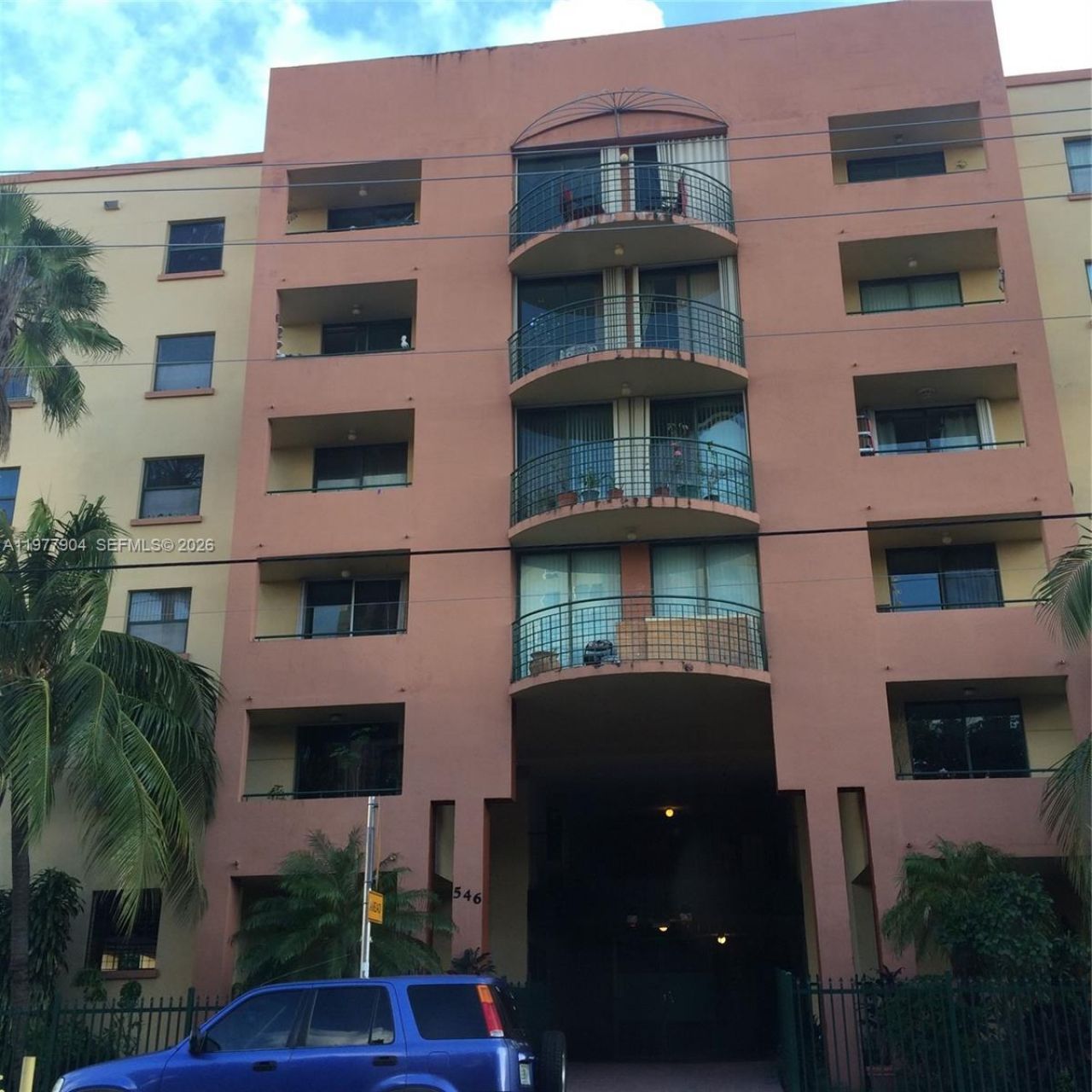 546 SW 1st St , Unit 404, Miami, FL 33130 Photo