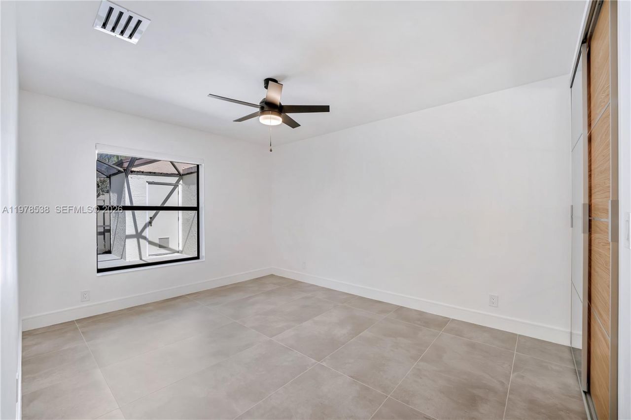 2616 N Carambola Cir N, Unit 1702, Coconut Creek, FL 33066 Photo