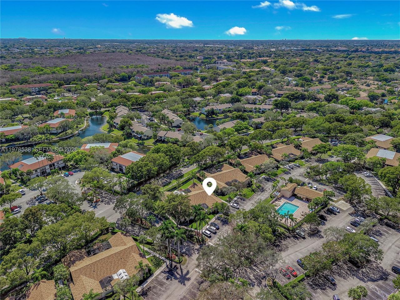 2616 N Carambola Cir N, Unit 1702, Coconut Creek, FL 33066 Photo