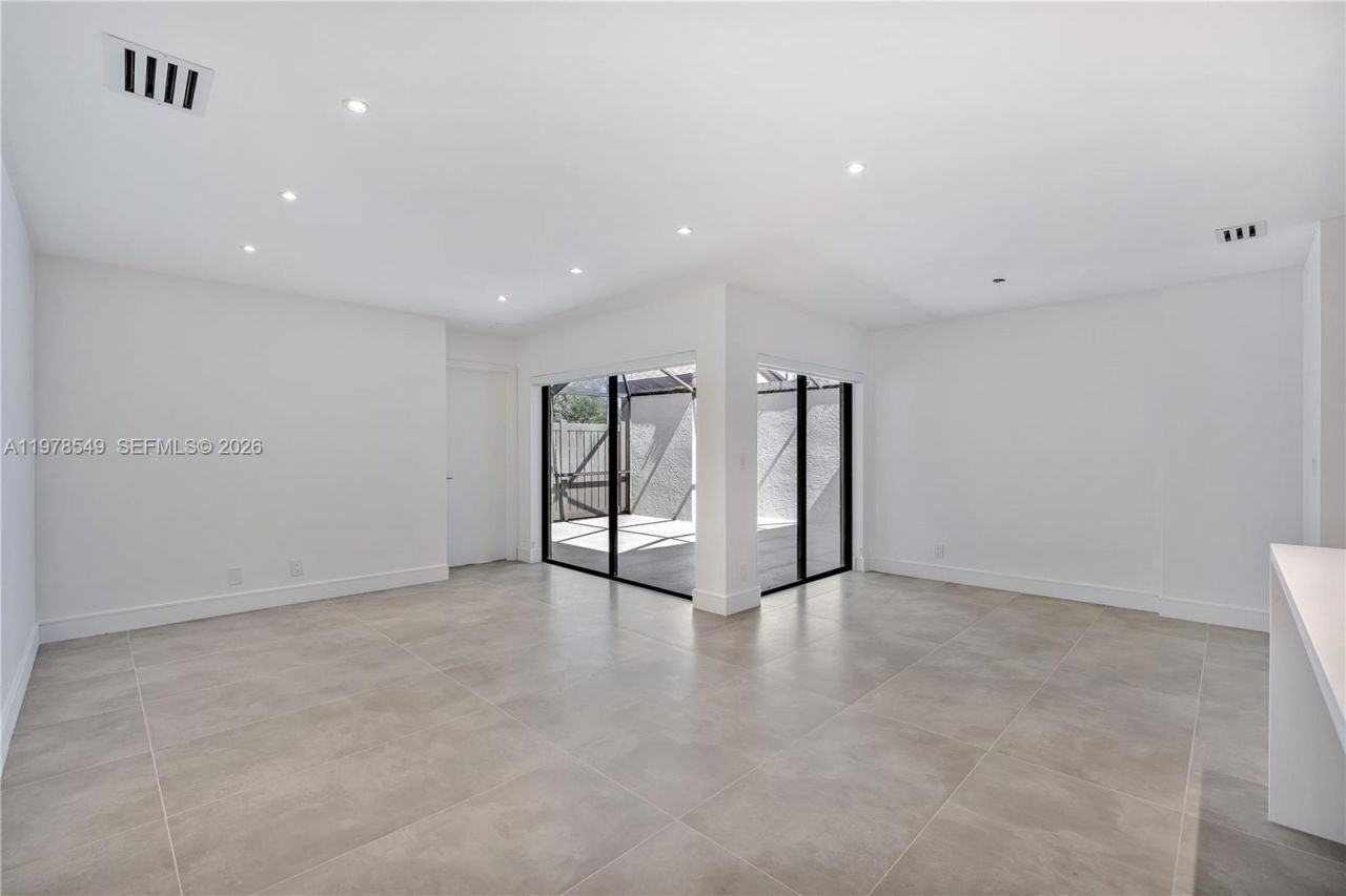 2616 N Carambola Cir N , Unit 1702, Coconut Creek, FL 33066 Photo