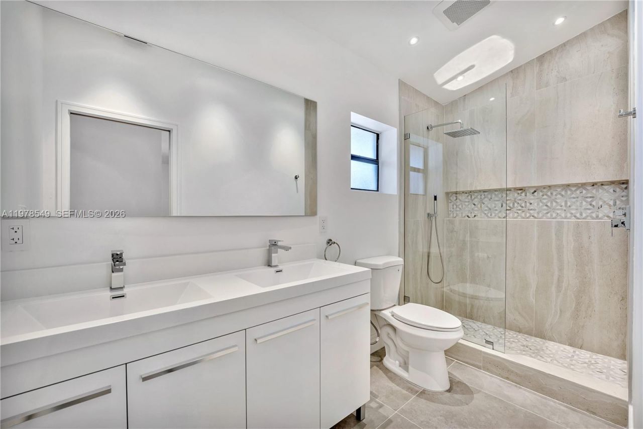 2616 N Carambola Cir N , Unit 1702, Coconut Creek, FL 33066 Photo