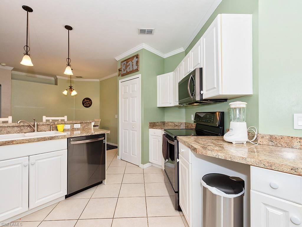 6215 Wilshire Pines Cir, Unit 1601, Naples, FL 34109 Photo