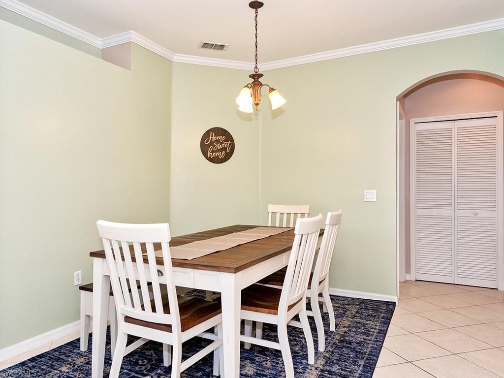 6215 Wilshire Pines Cir, Unit 1601, Naples, FL 34109 Photo