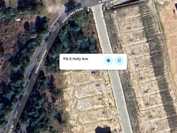 916 S Holly Avenue, Sherman, TX 75092