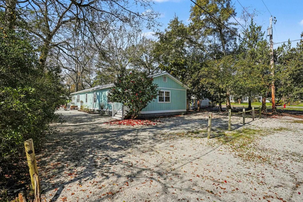 419 Pine Dr. N Photo 10