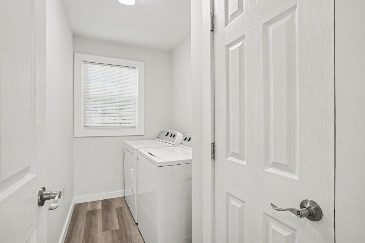 419 Pine Dr. N Photo 23