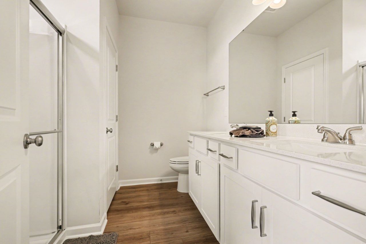 427 Mcgarry Dr. Photo 18