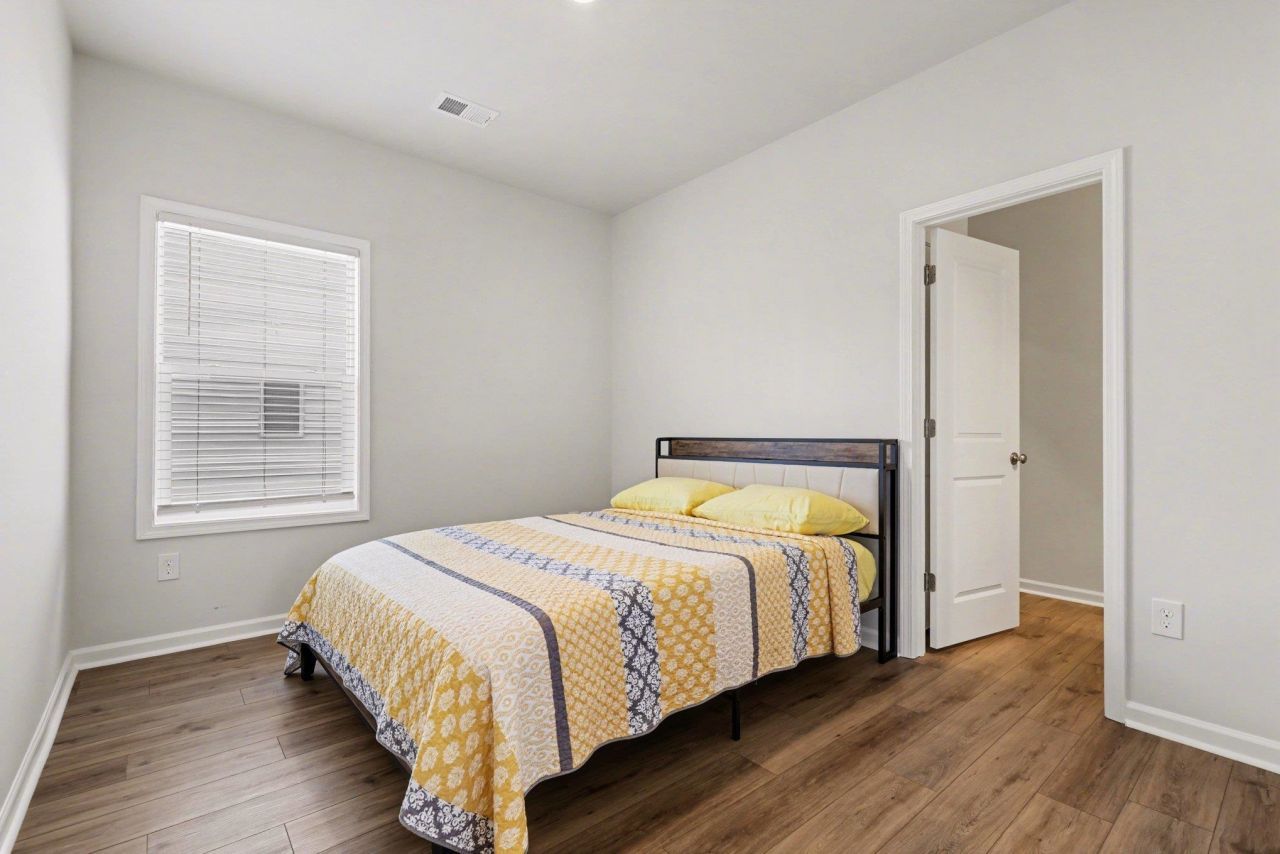 427 Mcgarry Dr. Photo 20