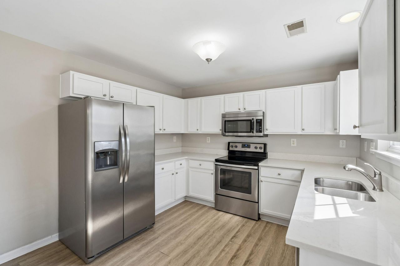 1207 Shadow Mist Lane Photo 11