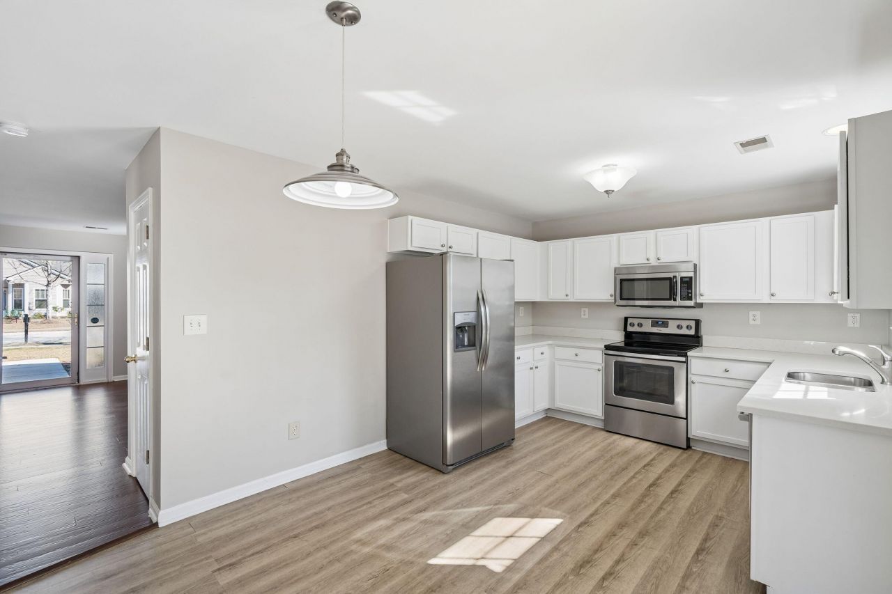 1207 Shadow Mist Lane Photo 11