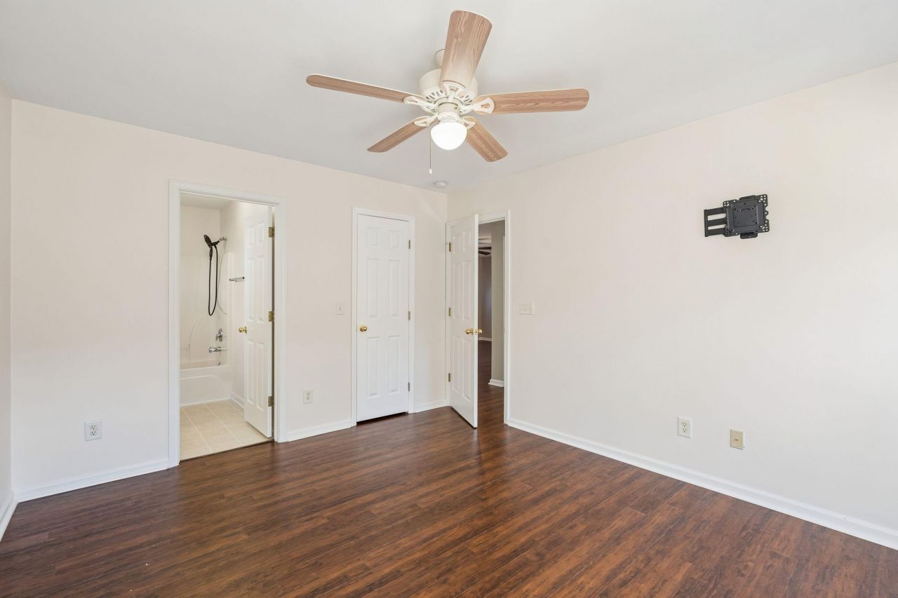 1207 Shadow Mist Lane Photo 15