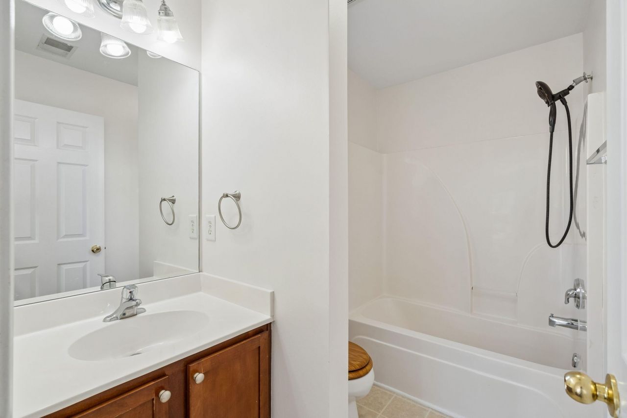 1207 Shadow Mist Lane Photo 15