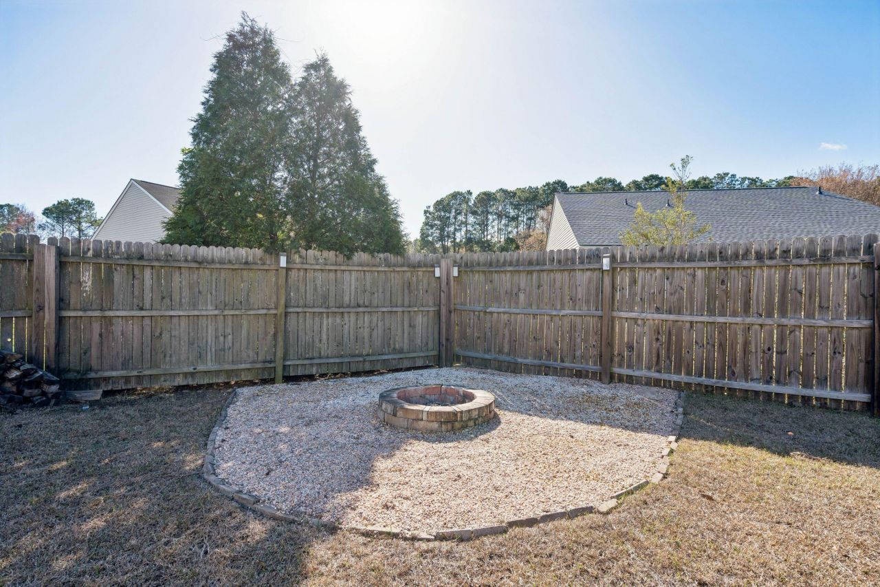 1207 Shadow Mist Lane Photo 33