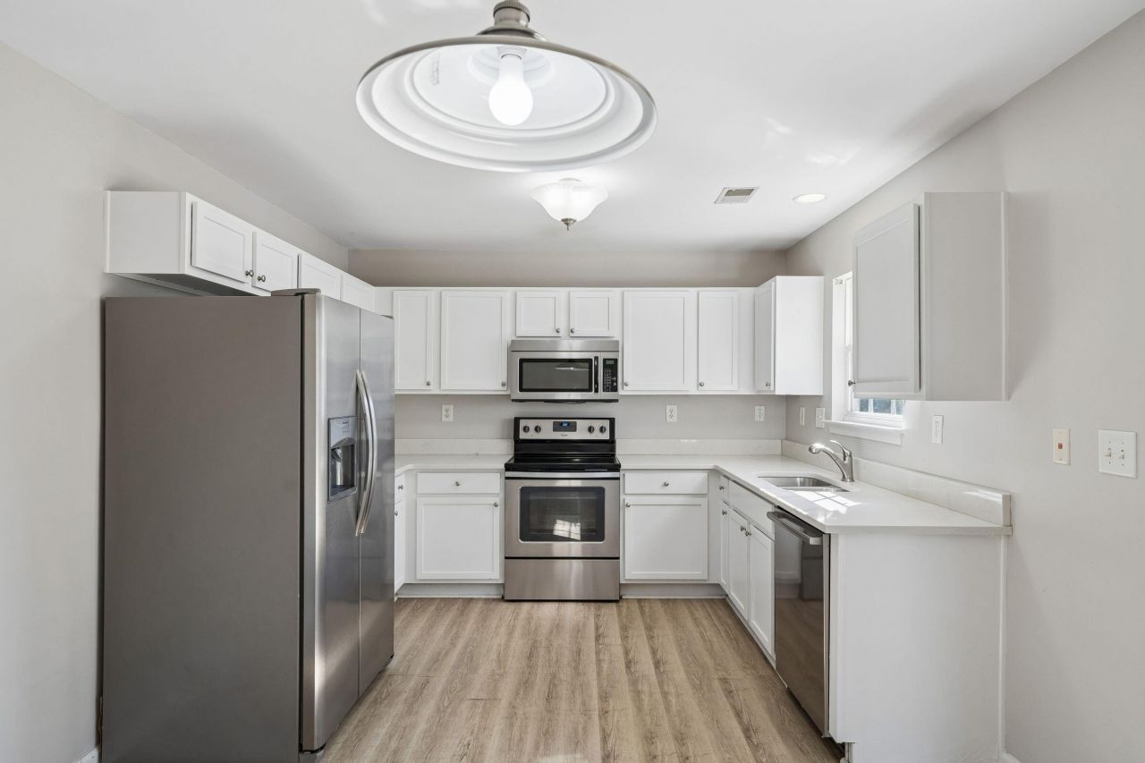 1207 Shadow Mist Lane Photo 8