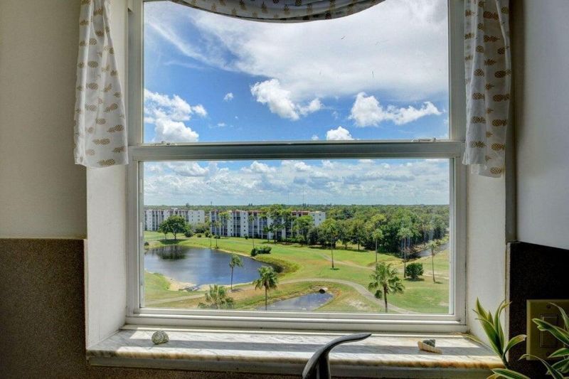 3465 Via Poinciana, Unit 803, Lake Worth, FL 33467 Photo