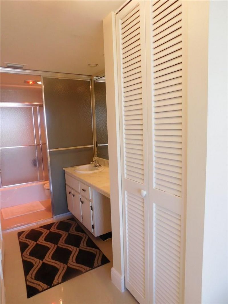 405 N Ocean Boulevard, Unit 1615, Pompano Beach, FL 33062 Photo