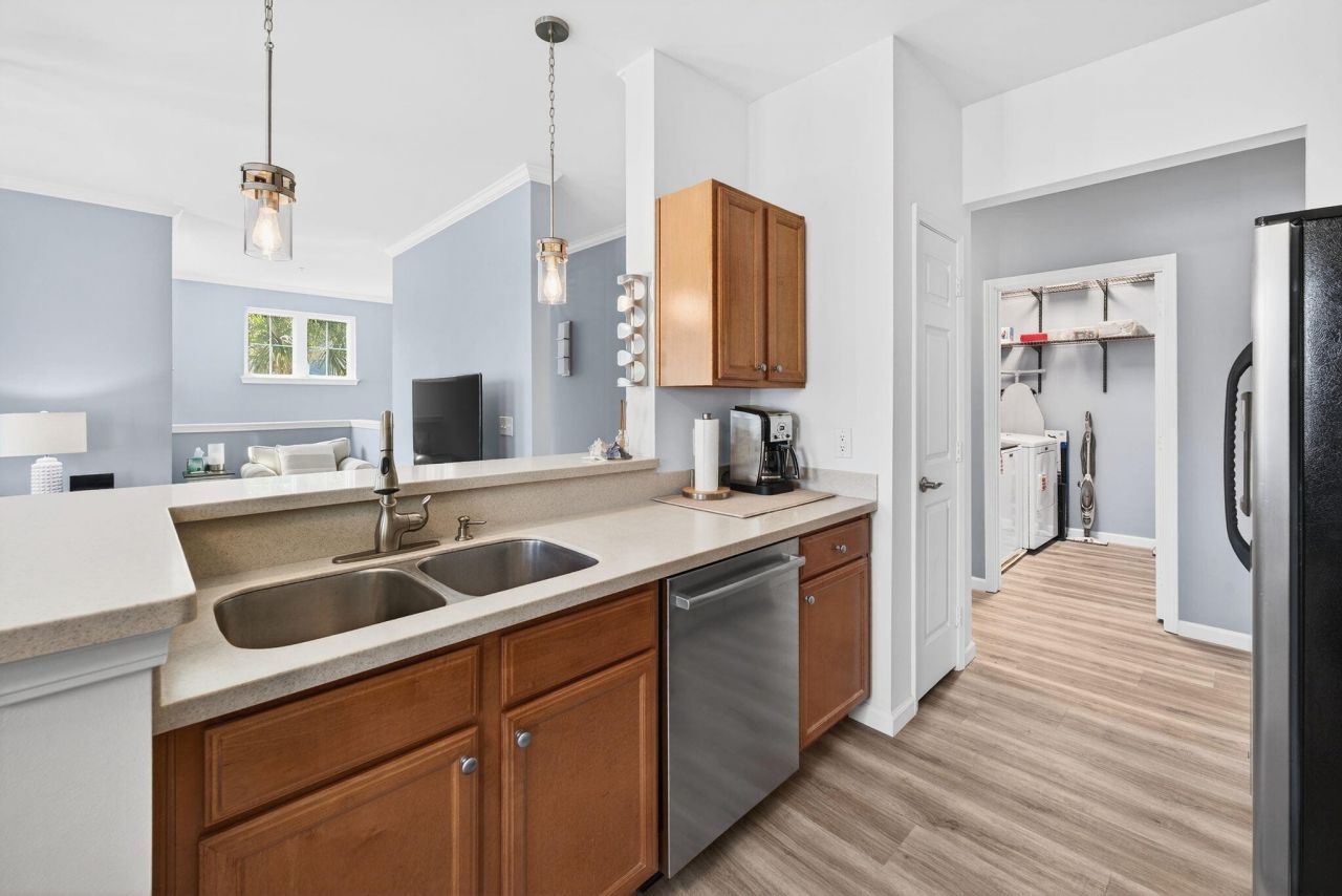 1225 Blakeway Street Photo 11