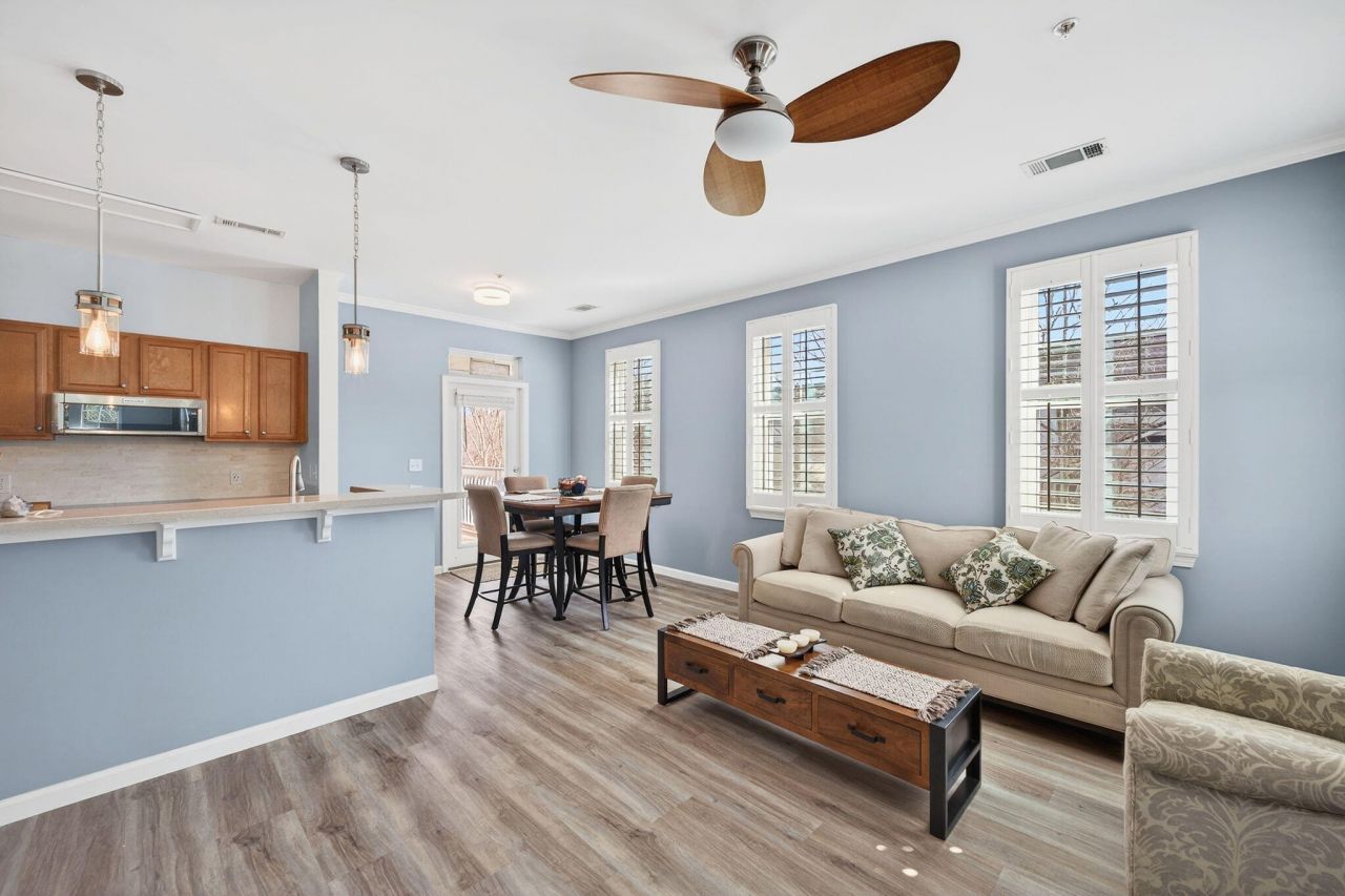 1225 Blakeway Street Photo 6