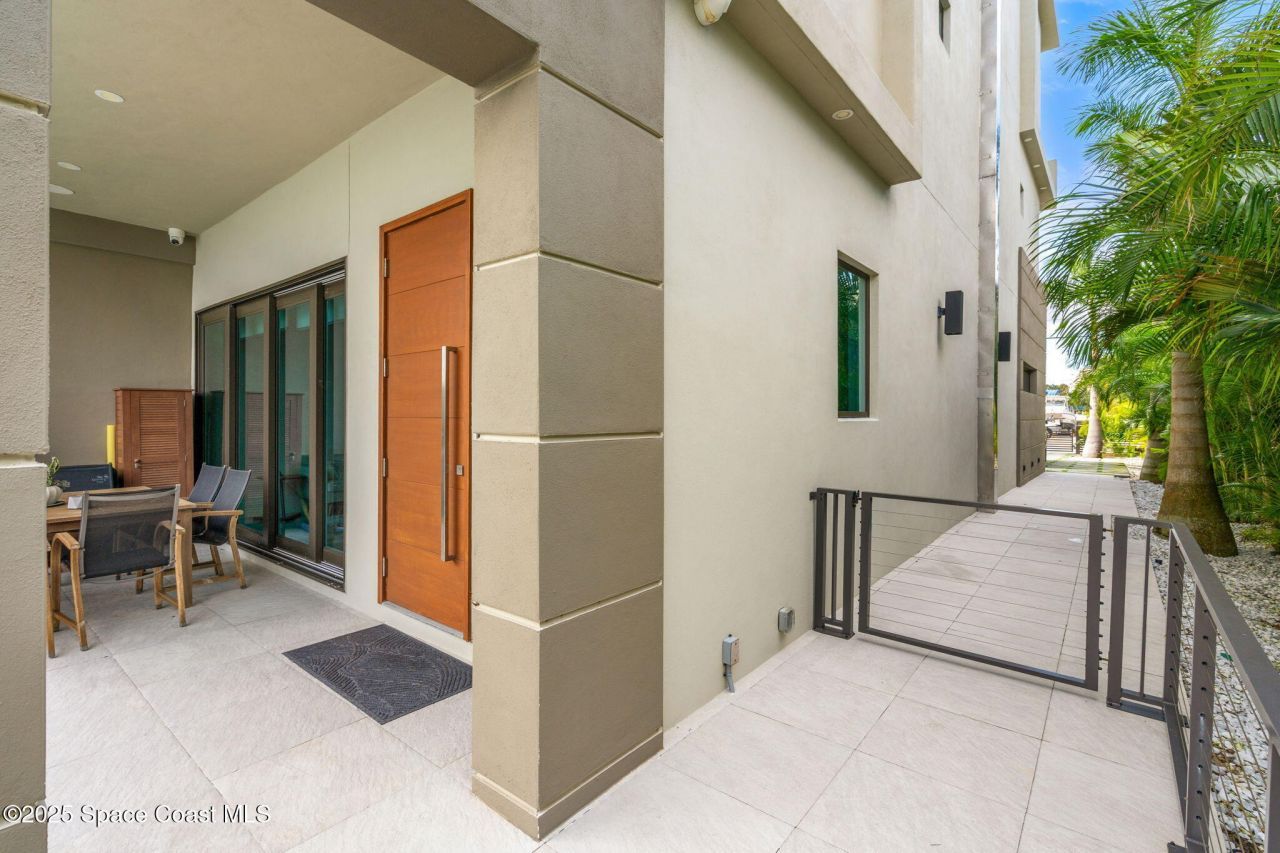 1807 Riverview Drive , Melbourne, FL 32901 Photo