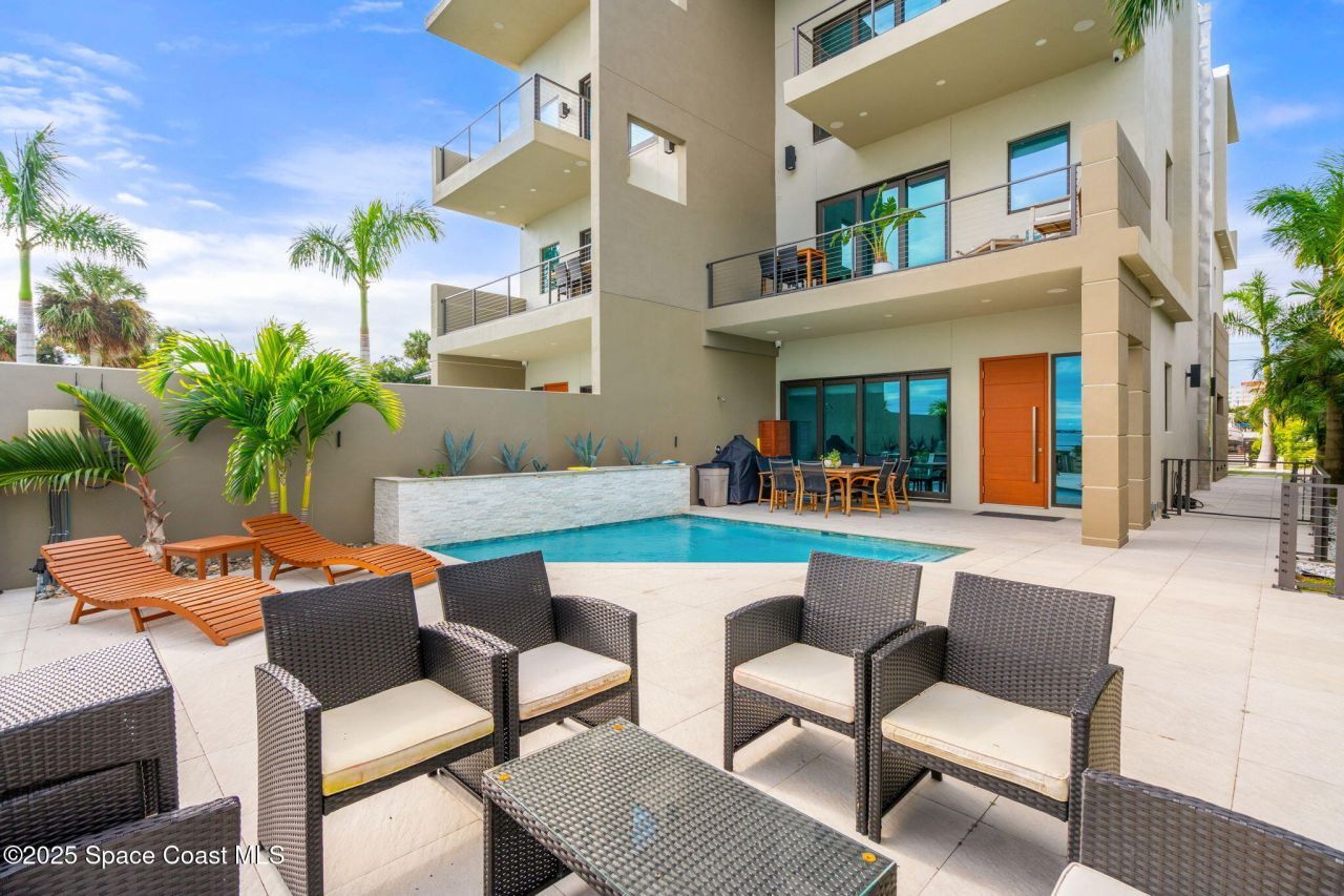 1807 Riverview Drive, Melbourne, FL 32901 Photo