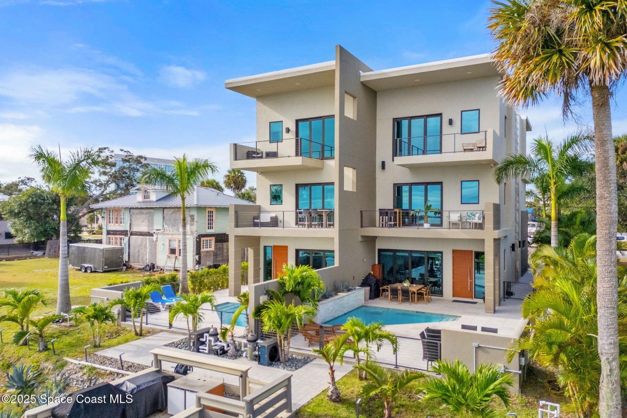 1807 Riverview Drive, Melbourne, FL 32901 Photo