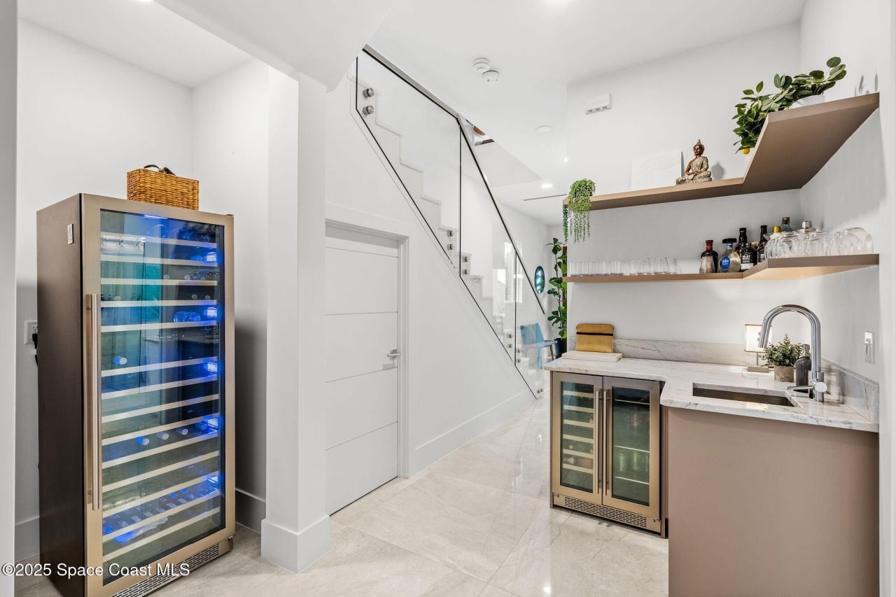 1807 Riverview Drive, Melbourne, FL 32901 Photo