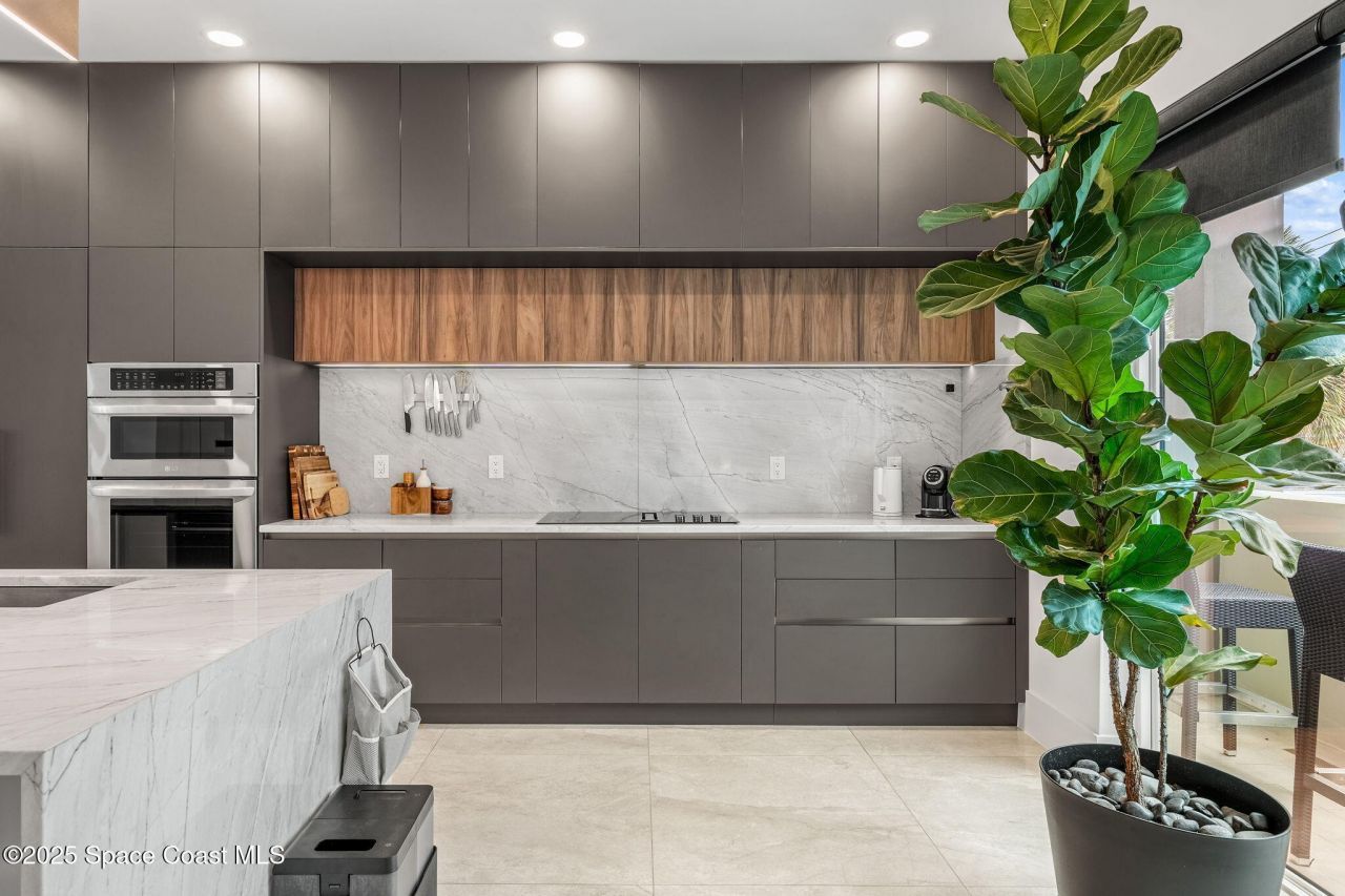 1807 Riverview Drive, Melbourne, FL 32901 Photo