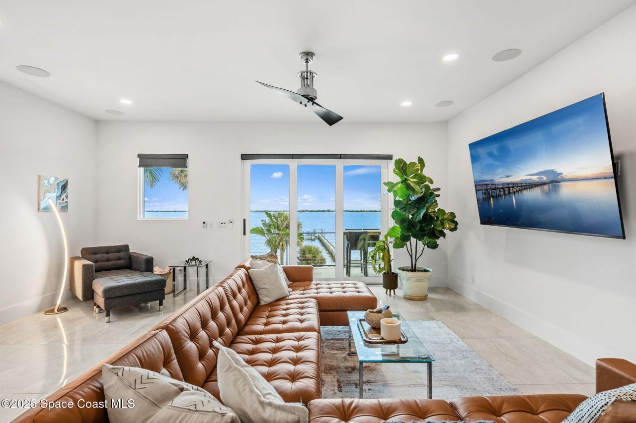 1807 Riverview Drive , Melbourne, FL 32901 Photo