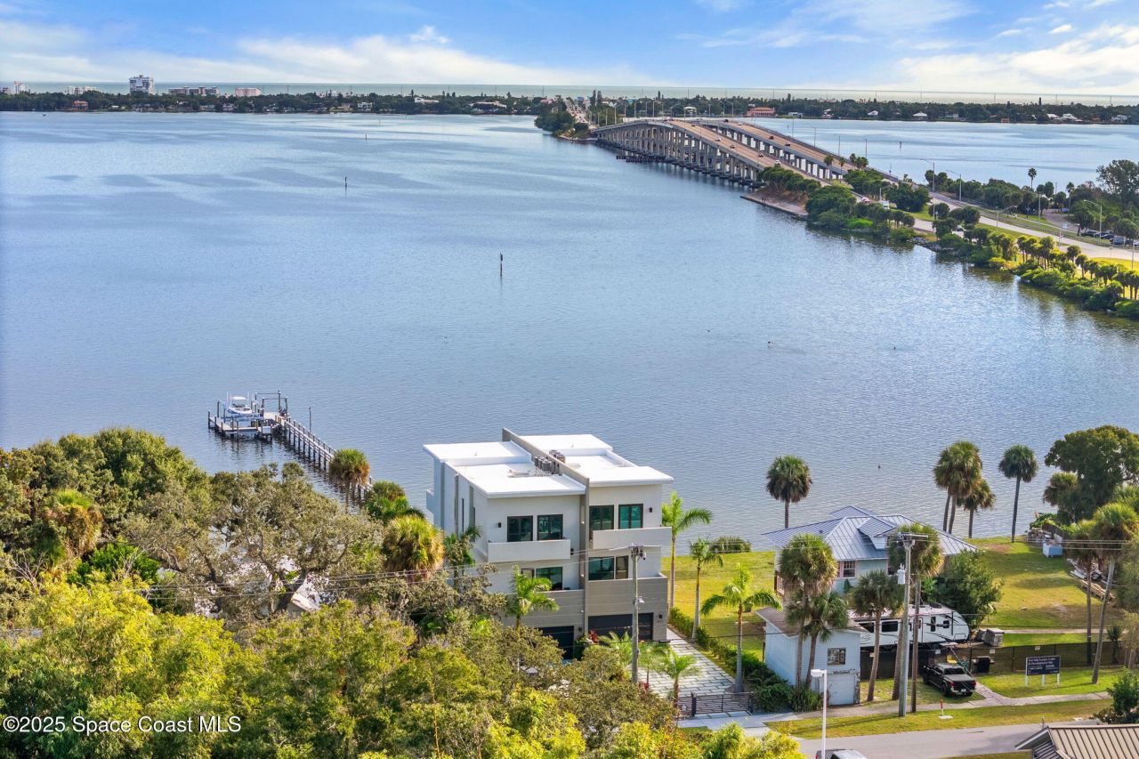 1809 Riverview Drive, Melbourne, FL 32901 Photo