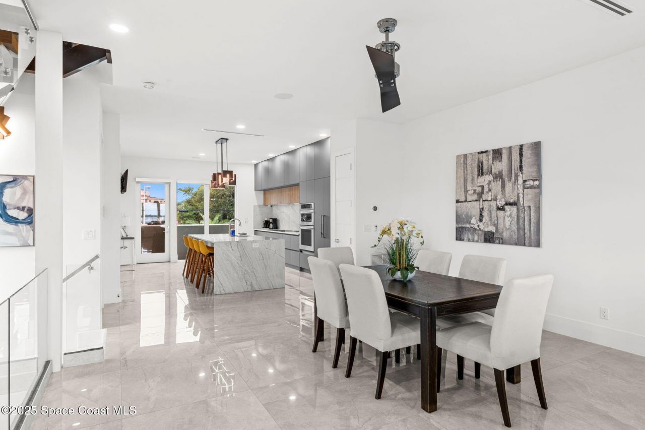 1809 Riverview Drive, Melbourne, FL 32901 Photo